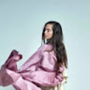 Meet your Posher, Casey